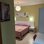 Lolly Bed & Breakfast 3*