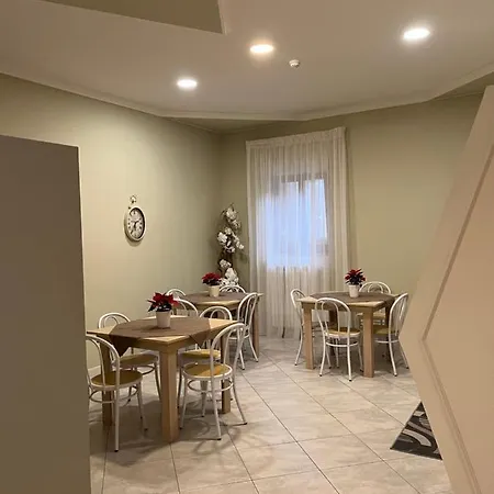 Lolly Bed & Breakfast 3*