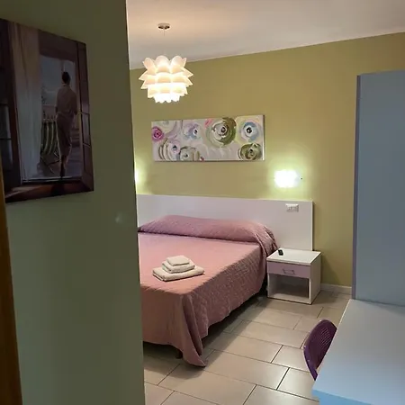 Lolly Bed & Breakfast 3*