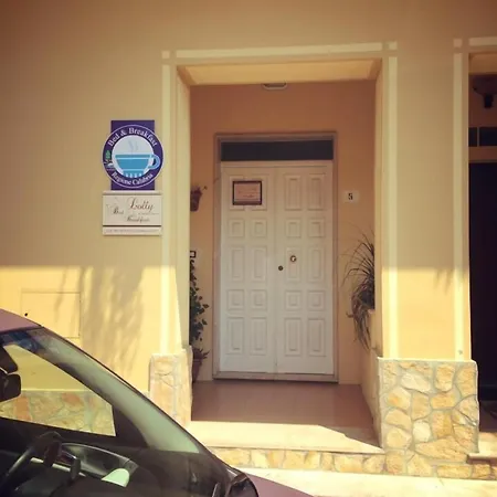 Oda ve Kahvaltı Lolly Paravati