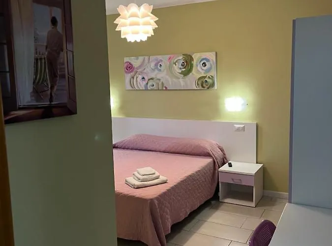 Lolly Frühstückspension 3*